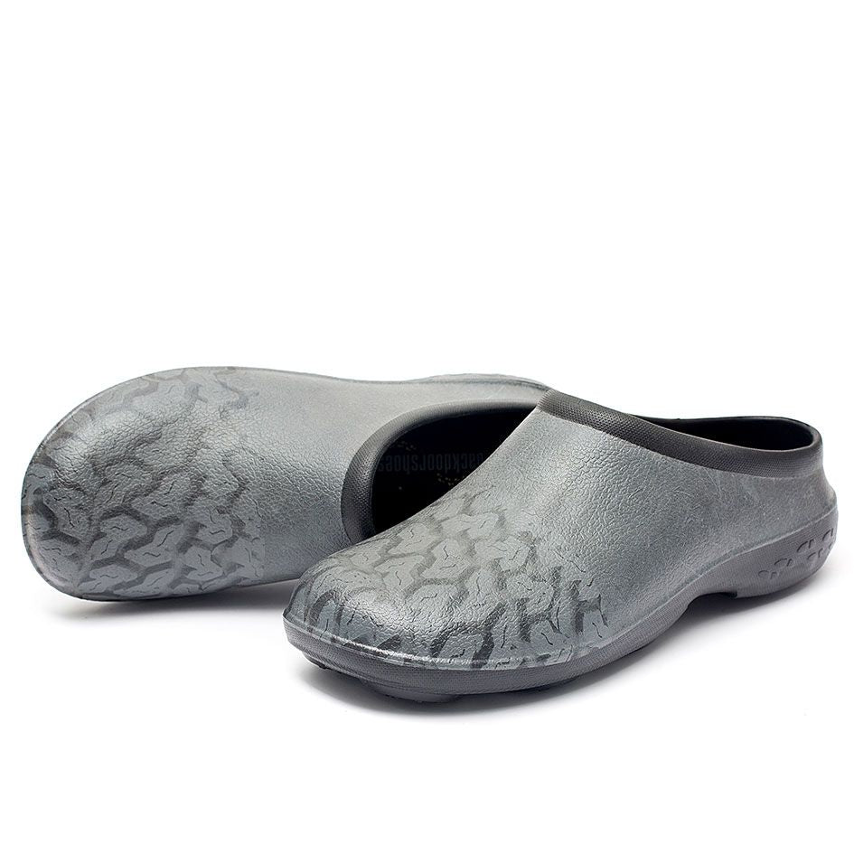 Backdoorshoes - Chunky Tread Tyre Tread Garden Clogs